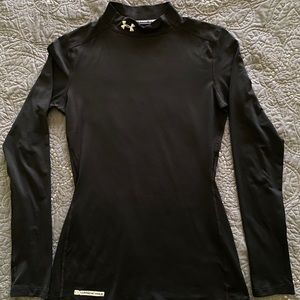 Under Armour cold gear long sleeve top